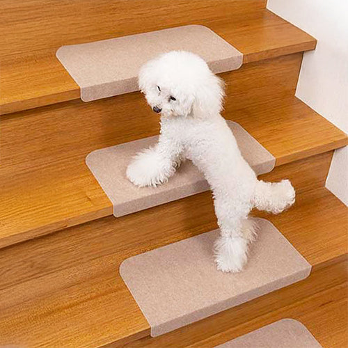 サンコー おくだけ吸着 折り曲げ付 階段マット 幅45cm 奥行21cm 無地 15枚入 滑らない 滑り止め 階段 マット 撥水 はっ水 日本製 国産