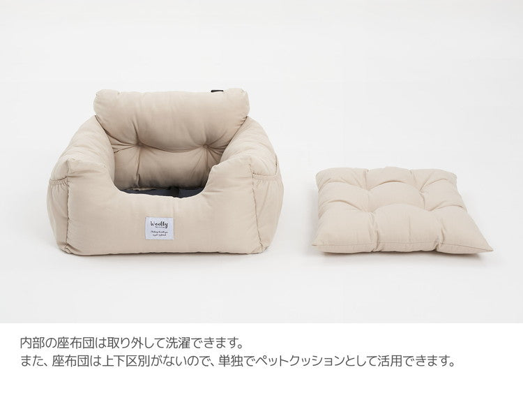 Woolly Pet in style 犬に優しい ペット用 カーシート Mサイズ 50×45×30cm CREAM クリーム ドライブシート 固定ベルト付き ペットベッド 車用 ドライブシート ルームアンドホーム(代引不可)