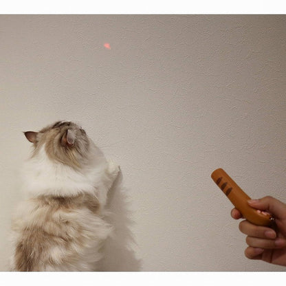 キャティーマン じゃれ猫 LEDニャンだろ~?!光線 茶トラ